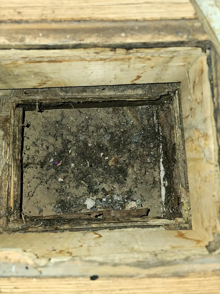 Return duct, before and after before