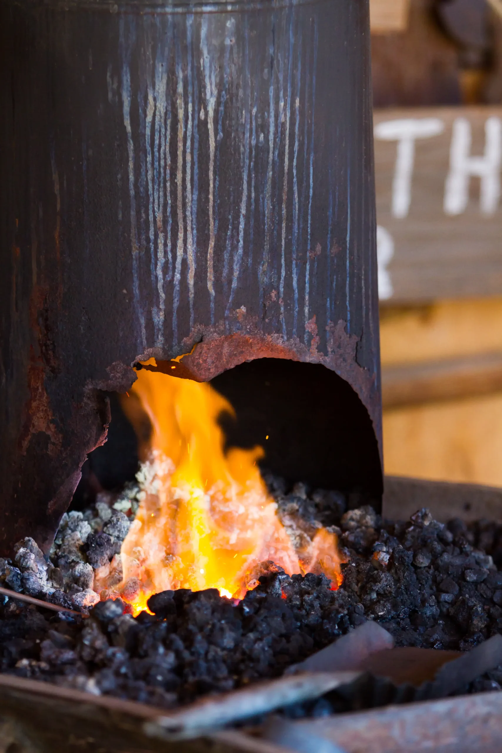 how to use a charcoal chimney