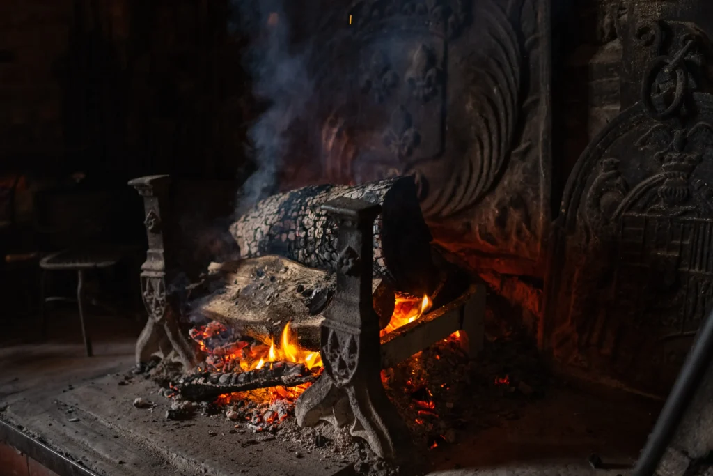 what is a fireplace hearth